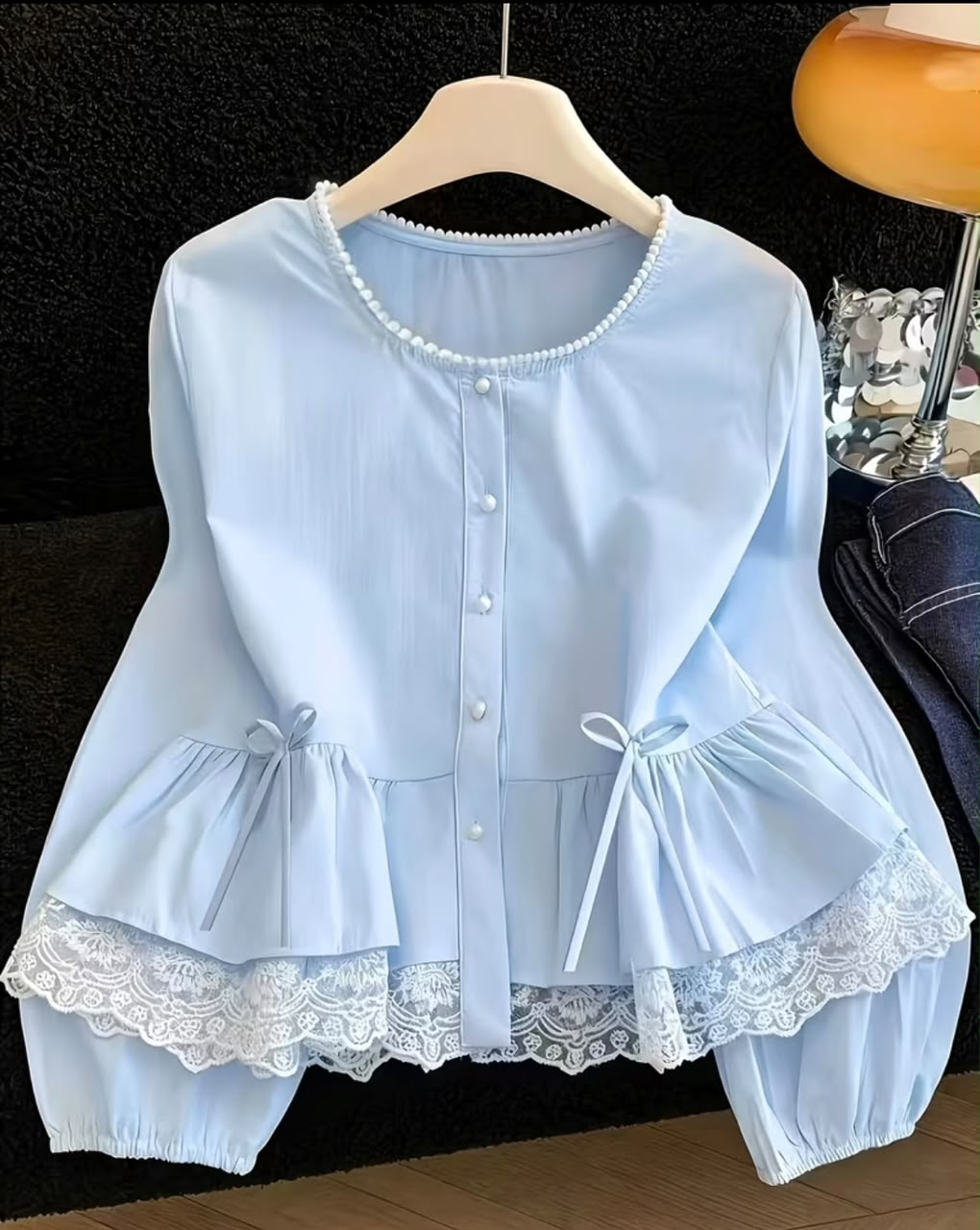 Fashion Lace Trimmed Long Sleeve Top