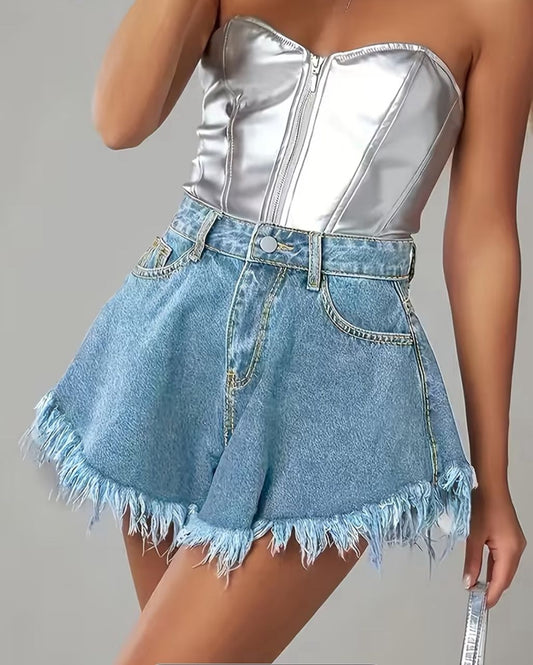 Women's casual distressed edge denim shorts