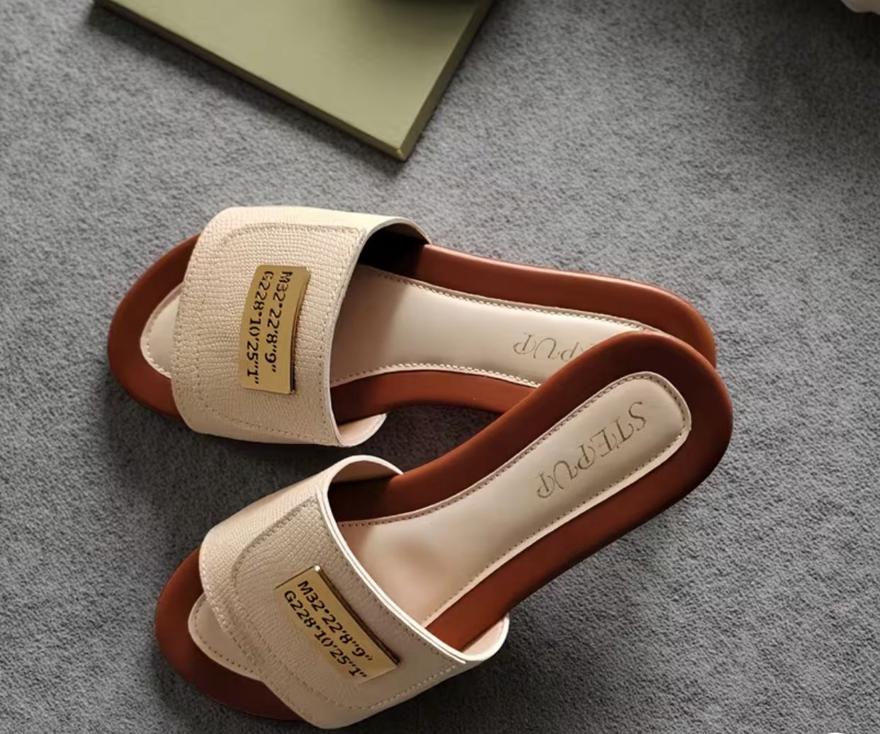Women's fashion metal buckle slip on slippers